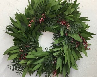 Fresh Bay leaf and Pepperberry, Wreath for front door decor, Birthday gift, farmhouse, Housewarming, Summer, Spring, Mothers day, Graduation