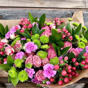 FRESH Pink Flower Bouquet  — Birthday gift | Wedding Flowers | Housewarming | Home Decor | DIY | Roses | Kitchen |