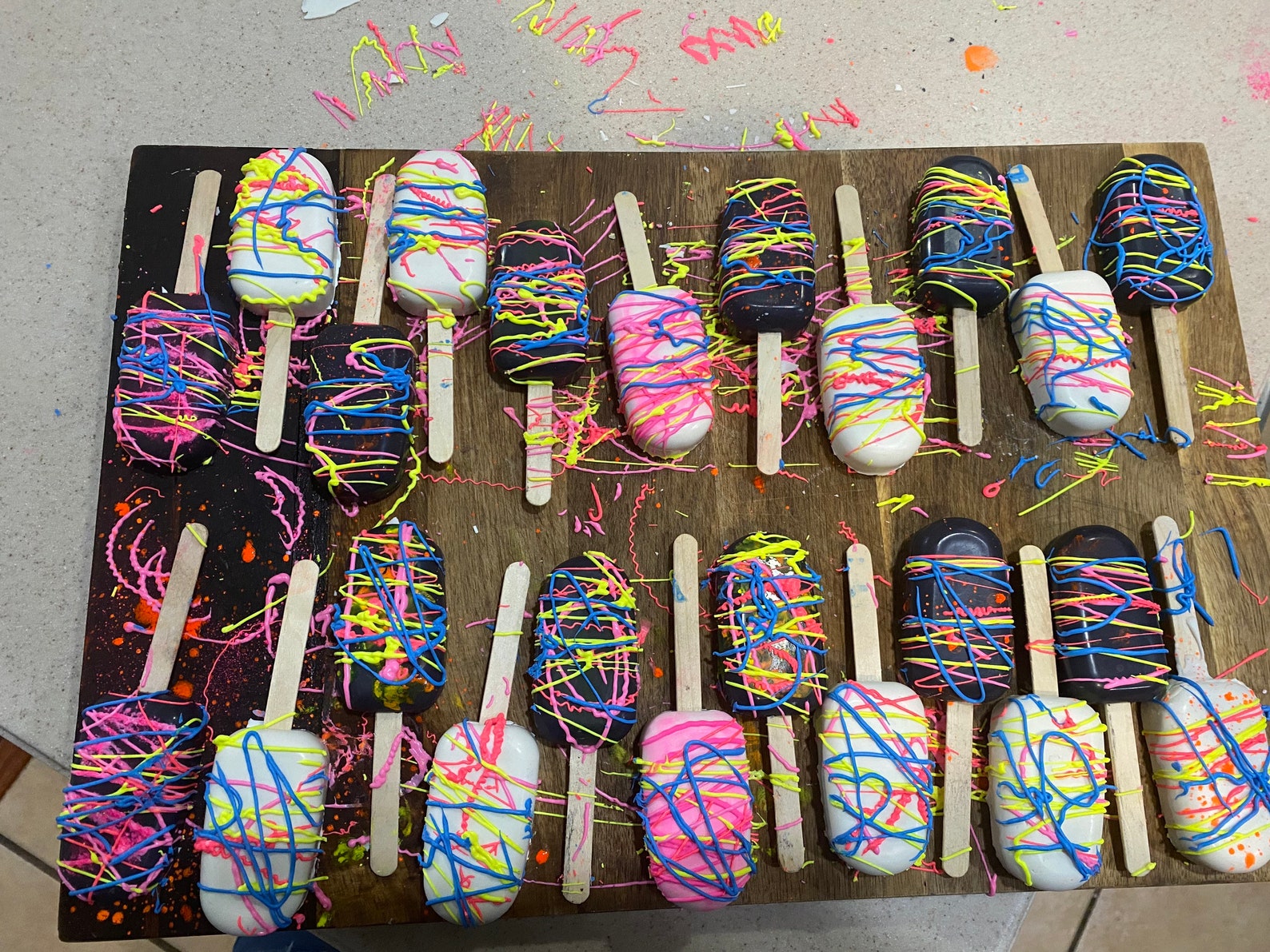 Glow in the Dark/neon Cakesicles Etsy