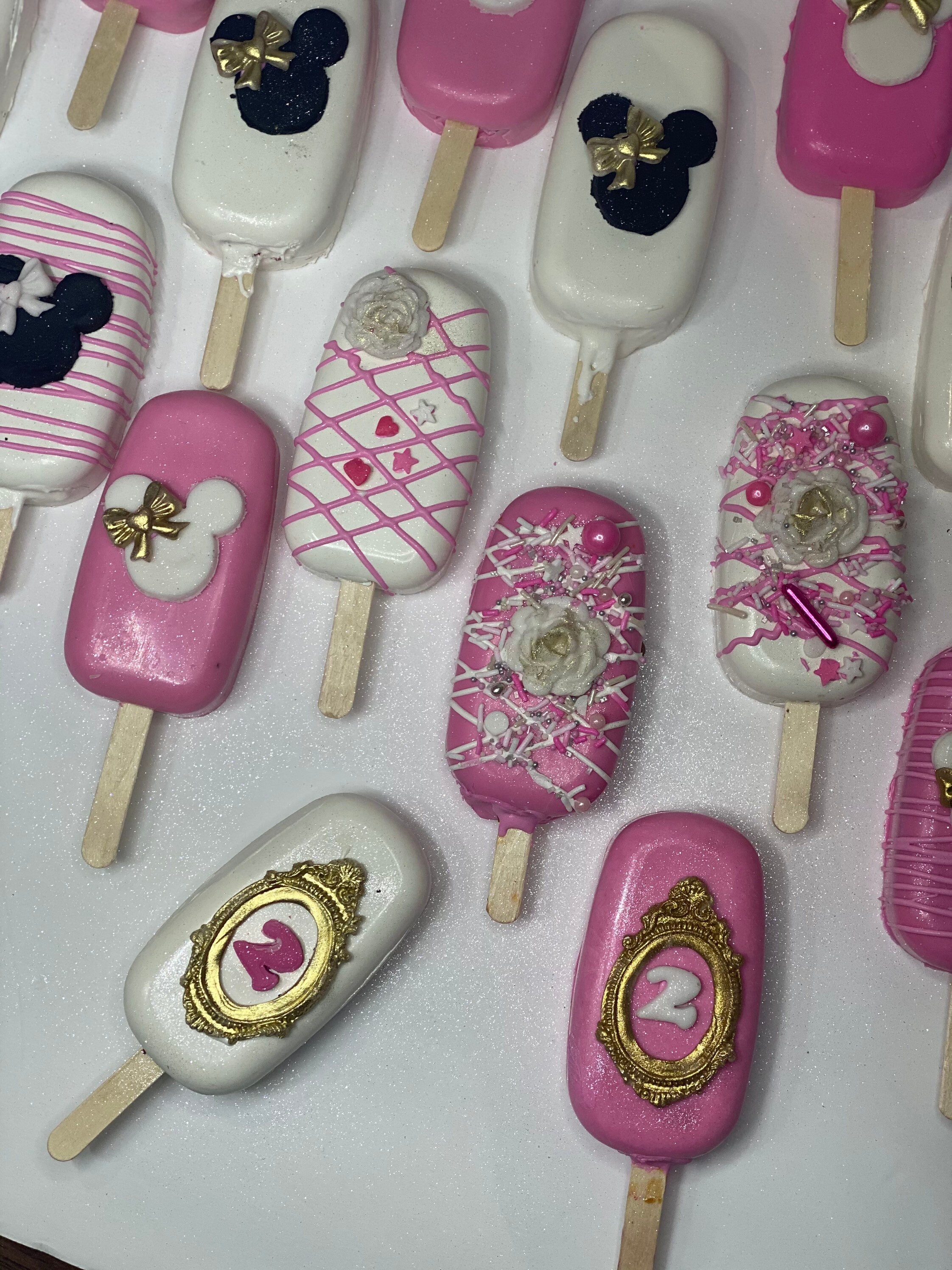 Minnie Mouse Cakesicles Pink and White Cakesicles Etsy Canada