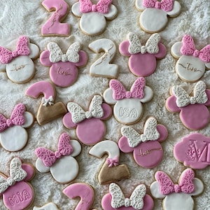 Minnie Mouse Fondant Sugar cookies