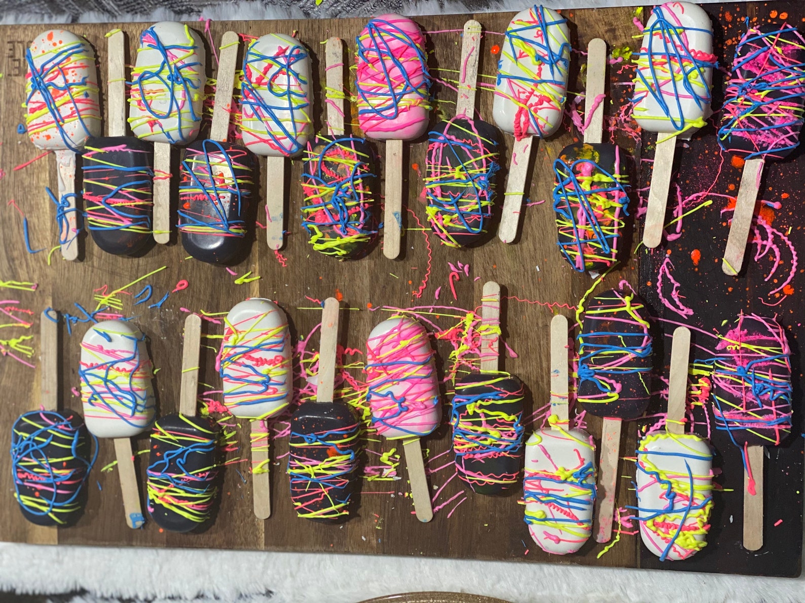 Glow in the Dark/neon Cakesicles Etsy