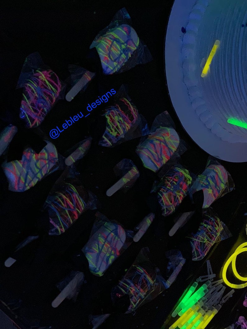 Glow in the Dark/neon Cakesicles Etsy
