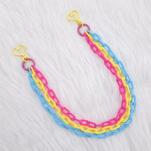 Bunte geschichtete Clip-On-Kette, niedliche Brieftaschenkette, Regenbogen Pride-Farbe Kunststoffketten, Kawaii-Taschenketten, Pansexual-Flaggenfarben