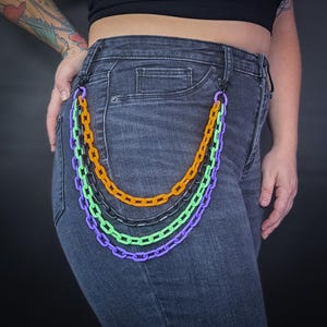 Cadena de clip en capas espeluznante y colorida, linda cadena de plástico espeluznante para Halloween, cadenas gruesas para pantalones, cadena de murciélago que brilla con luz ultravioleta, cadena para el bolsillo de la billetera