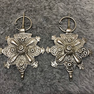 Pair Of Old Moroccan Berber Silver Fibulae,Antique Pair Fibulae From Rif,Moroccan Jewelry,134grams