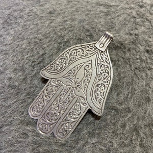 Morocco- Old Berber Silver Khamsa Pendant, Berber Hamsa, Hand Of Fatima, Berber Amulet, Gift For Her, Moroccan Jewelry