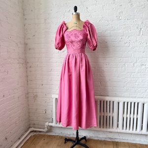 red free people dress Bali Take Me With You Mini Pattern – Simply Couture Boutique Size:8 | US be creative Medieval Queen Vitorian Dress NO FABRIC ID