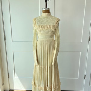 Rare Vintage 1970s Bohemian Gunne Sax Maxi Dress