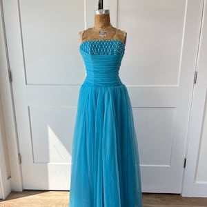 Vintage 1950s Turquoise Blue Strapless Fit & Flare Pintuck Evening Dress