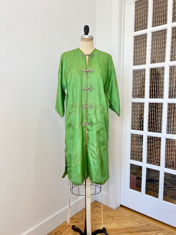 Vintage 1940s Olive Green Dragon Embroidered Robe