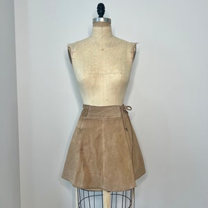 Vintage 1970s XS/S Sun Valley California Suede Wrap Skirt