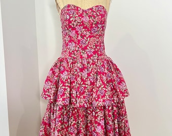 Vintage 1980s Laura Ashley Pink & Purple Sweetheart Neckline Floral Dress
