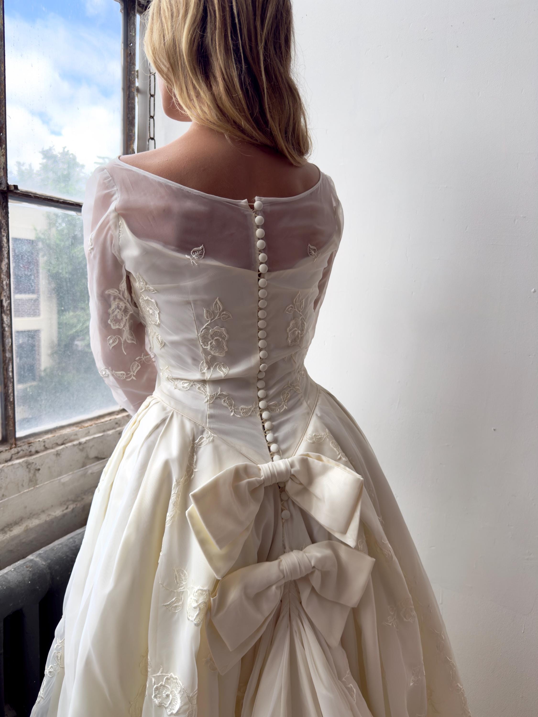 90s vera wang wedding dress orange debs dress Lakelynn size-L Size:6 US
