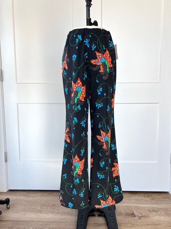 Vintage 1970s Retro Floral M/L Mod Floral Flare P… - image 1