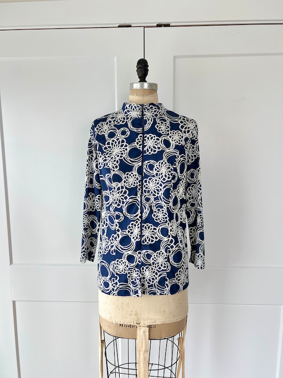 1970s Lady Causal by Casualmakers Blue & White Flo
