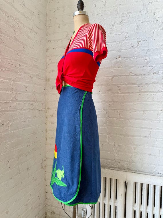 Vintage 1970s Grasshopper & Flower Appliqué Cotto… - image 3