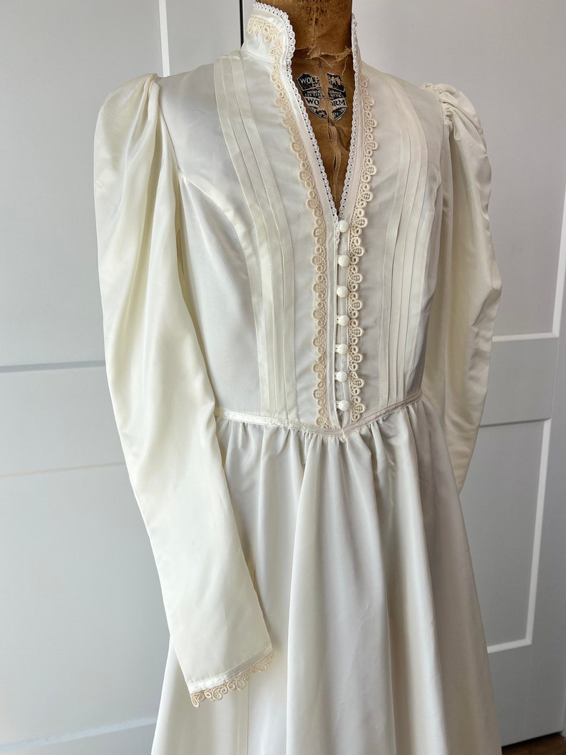 Vintage 1970s XS/S Gunne Sax Pleated Lace Trim Bohemian Taffeta Wedding ...