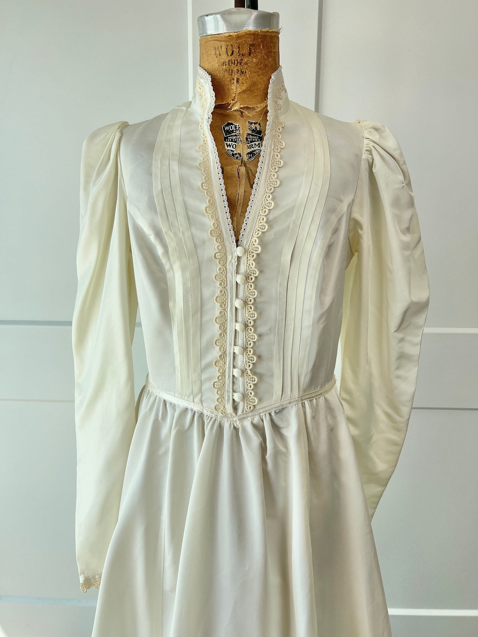 Vintage 1970s XS/S Gunne Sax Pleated Lace Trim Bohemian Taffeta Wedding ...