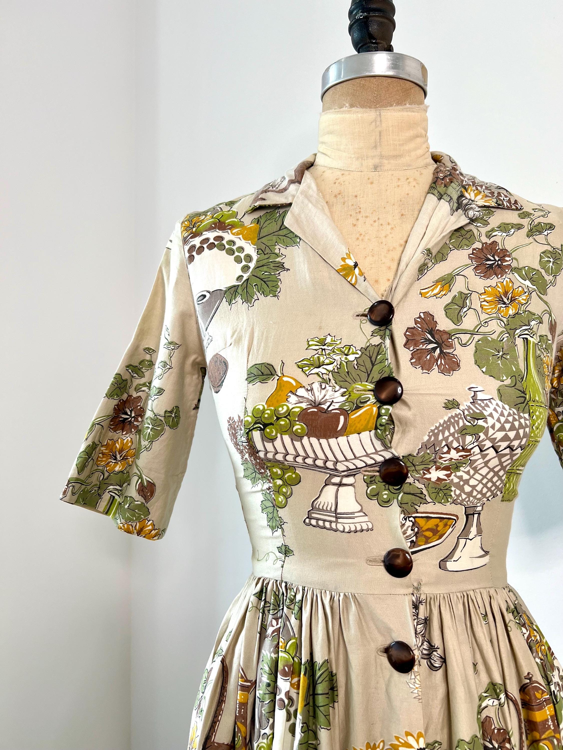 1950s Horse Heart Folklore Novelty Print Dress | XS/S