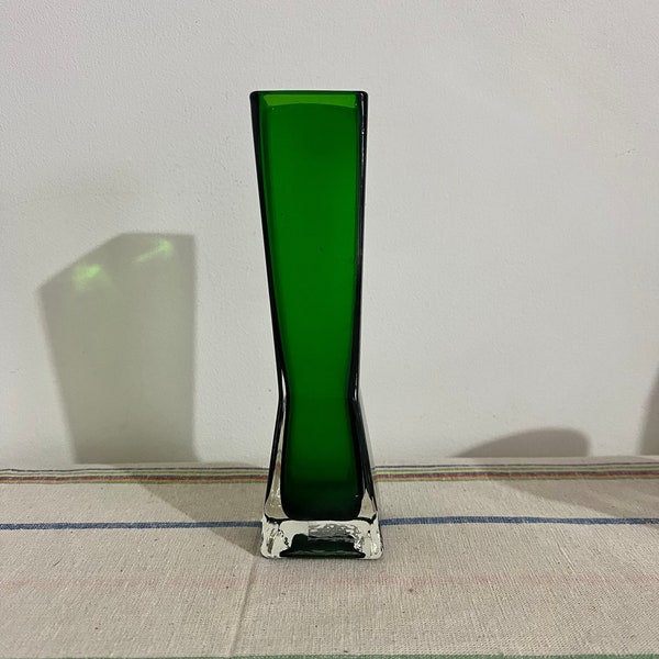 An unusual  square shaped retro  emerald green  7.5" tall bud  vase with clear base