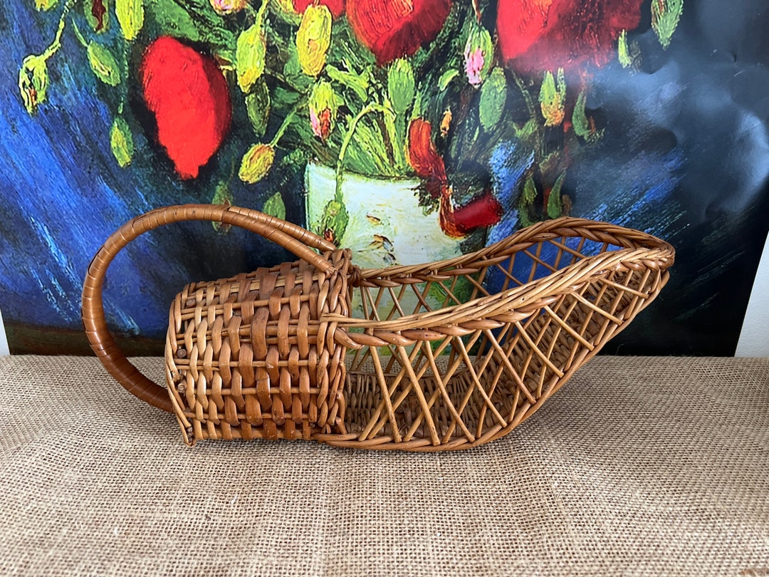 A Vintage Light Brown Rattan Wine Pouring Basket to Take You Back in