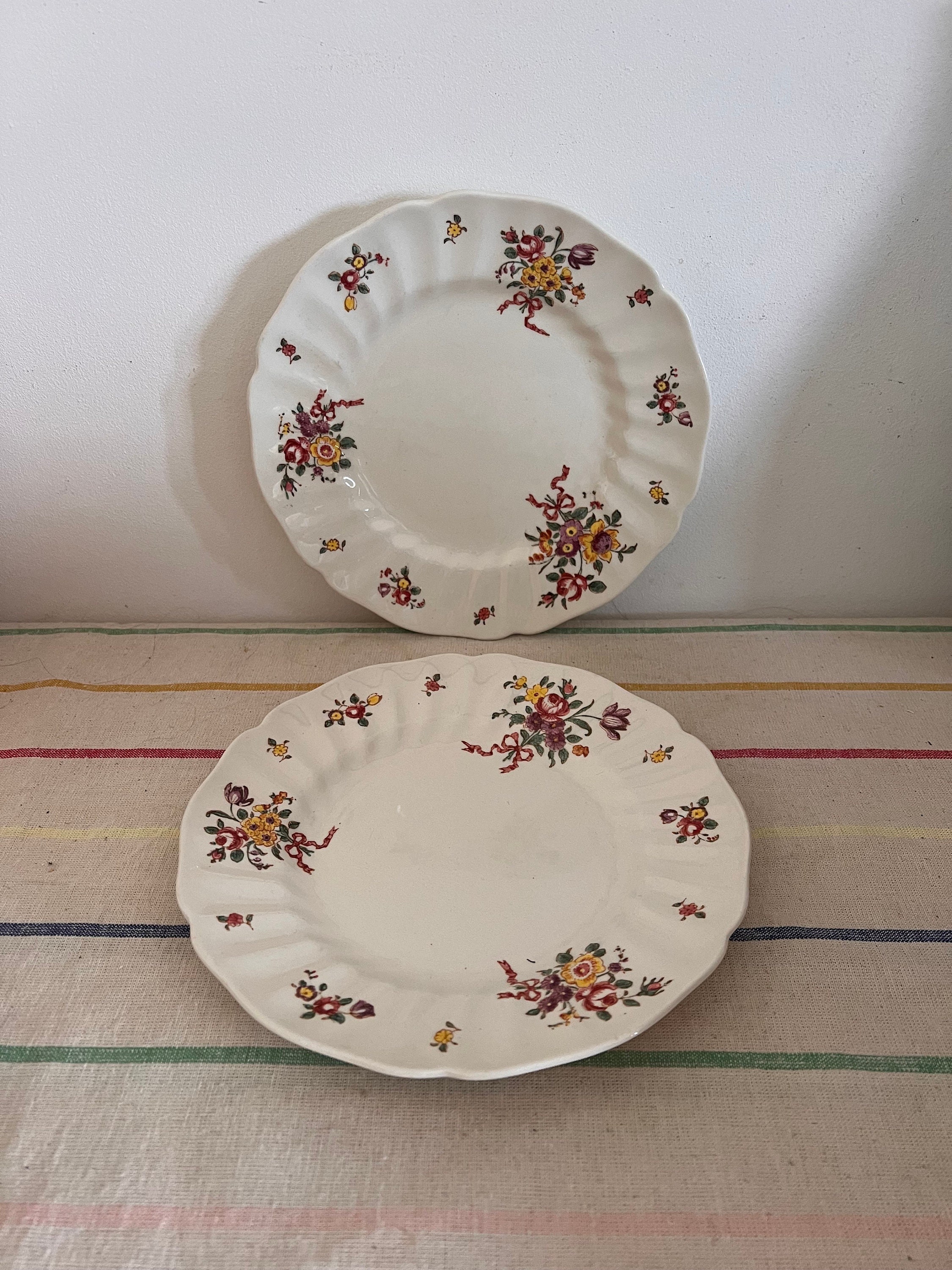 ロイヤルドルトン 英国郵便とのコラボデザインプレート