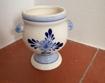 A beautiful vintage Delft Blue Dutch  Holland china hand painted blue and white floral urn