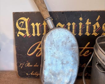 A French Vintage M.M.T. Tournus 1945 Military Mess Tin Set