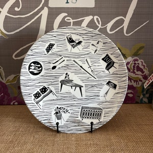 Sought after retro Ridgway Potteries Homemaker black and white dinner plate 10" diameter