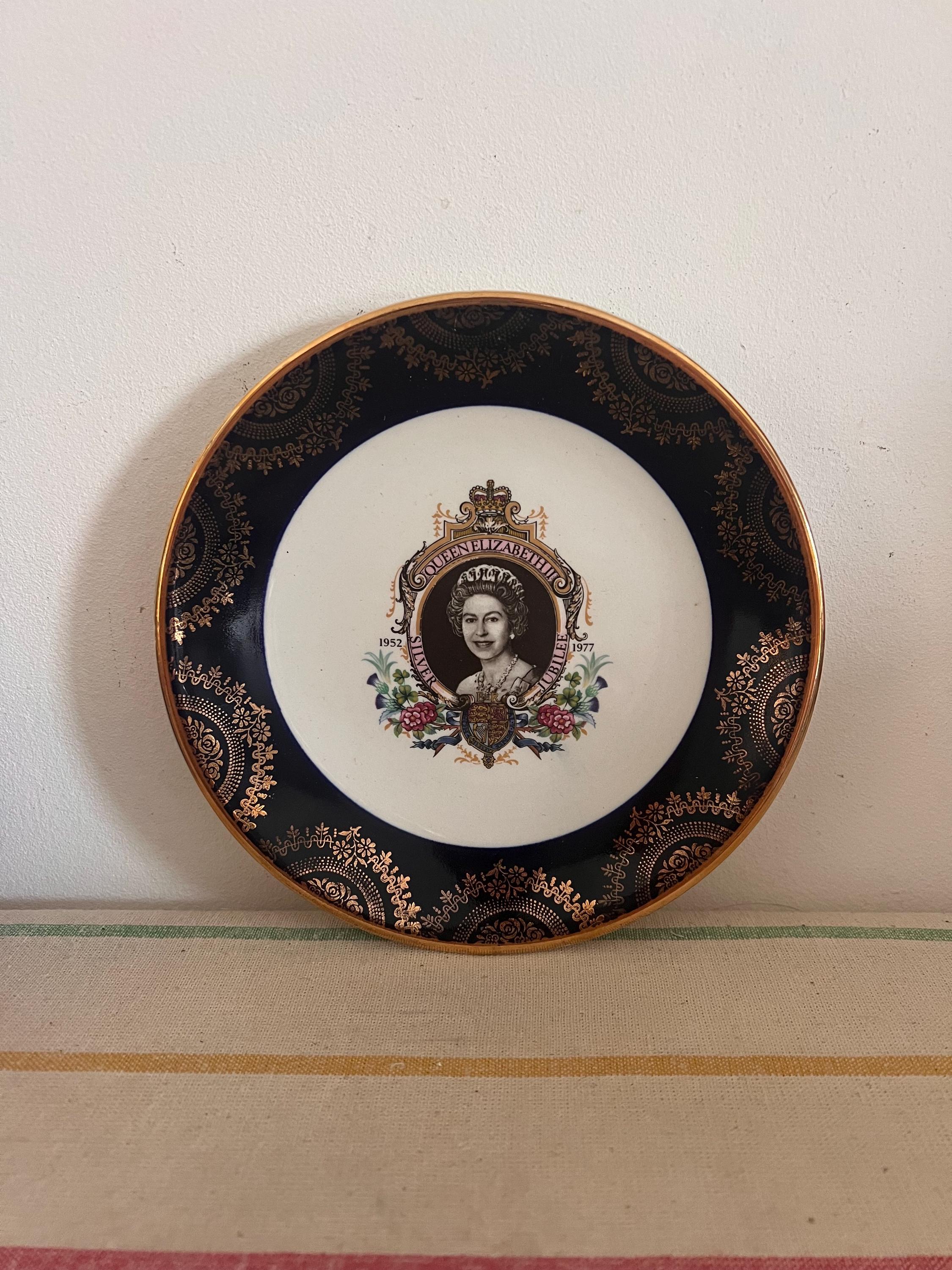 ロイヤル・ヴィエナ　ギリシャ風俗文蓋物 ロイヤル・ヴィエナギリシャ風俗文蓋物