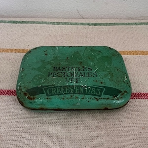Vintage Pastilles Pectorales - Laboratoires Sauba lata verde com tampa