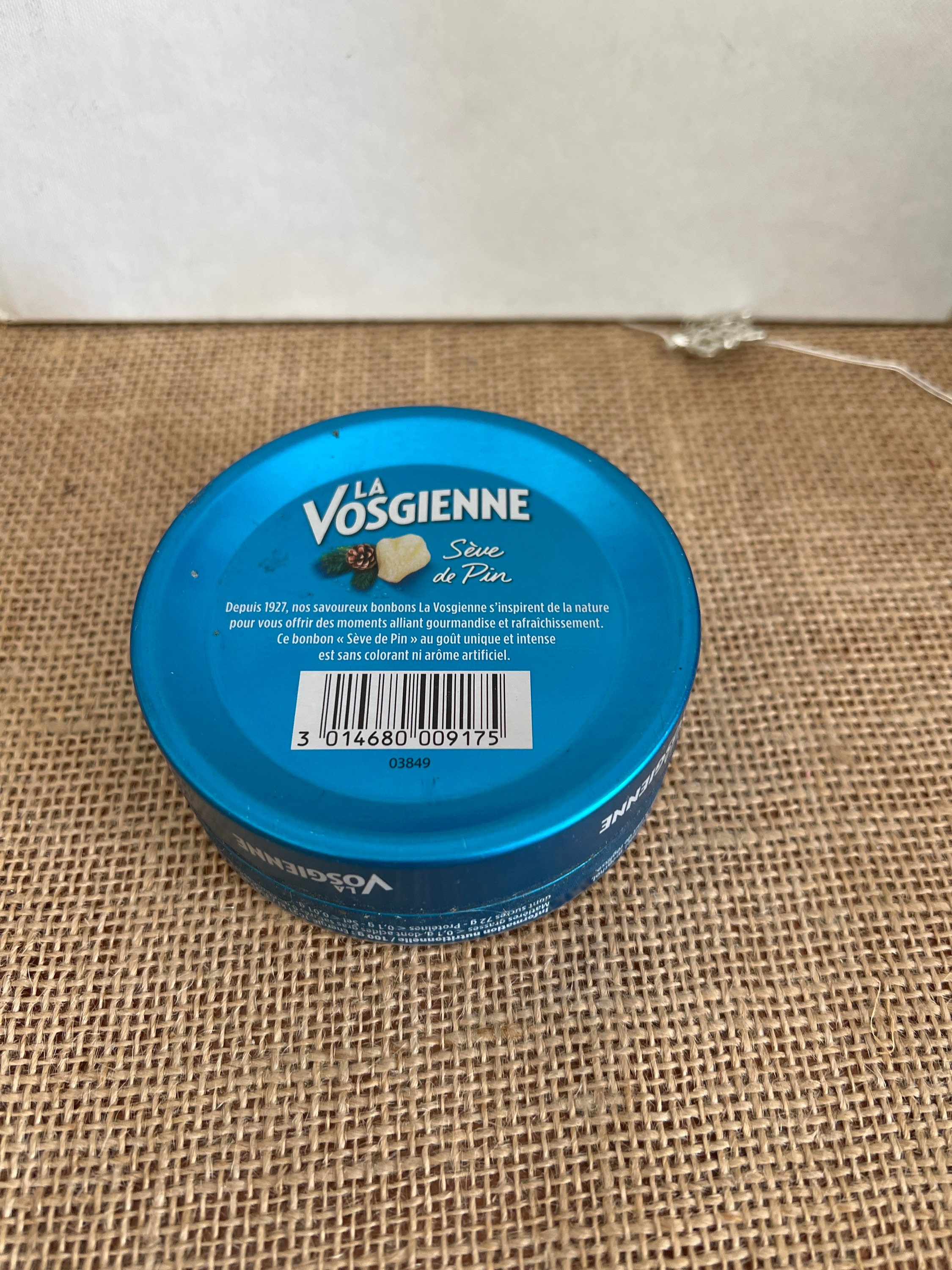 Boîte En étain Vintage La Vosgienne - Bonbons Des Vosges - France - Multi-color
