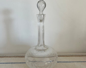 A beautiful antique Victorian Shaft and Globe Cut Glass Decanter with Lapidary Stopper c. 1860s