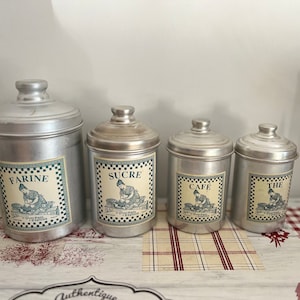 Traditional French Vintage Le Comptoir Pain D&#39;Epices set of 4 aluminium stackable storage canisters