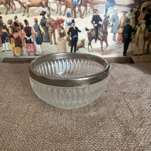 Lovely Art Deco cut glass snack, nut, dip bowl, serving dish with a chrome plated trim to give the wow factor to your drinks party