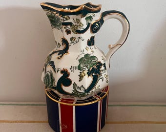 Wunderschöner antiker Mason’s Ironstone Chartreuse Krug, in Smaragdgrün und Gold
