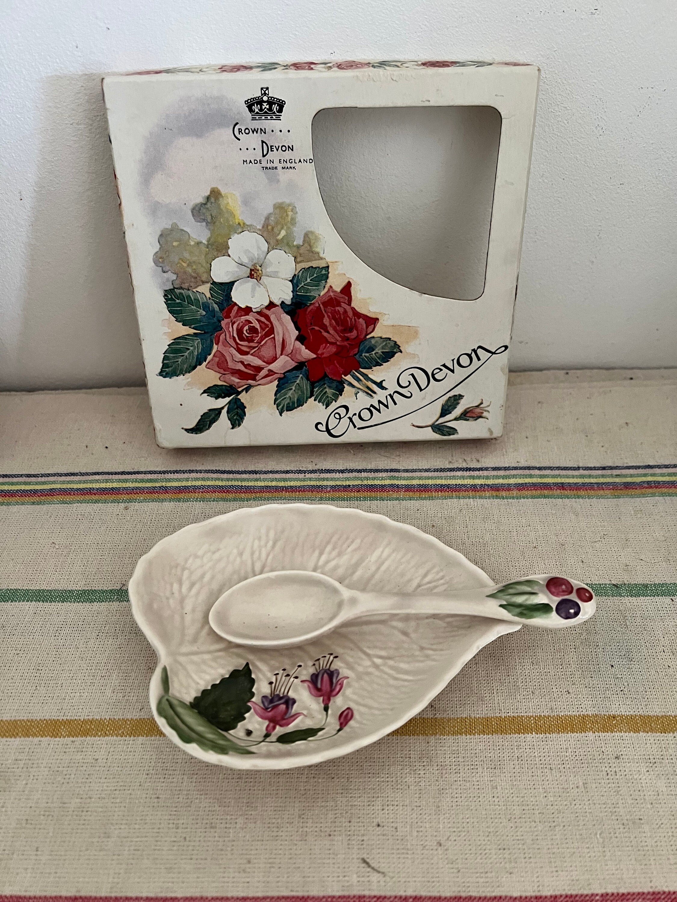 A Rare, Gorgeous Crown Devon Hand Painted Fuchsia Floral Jam Dish