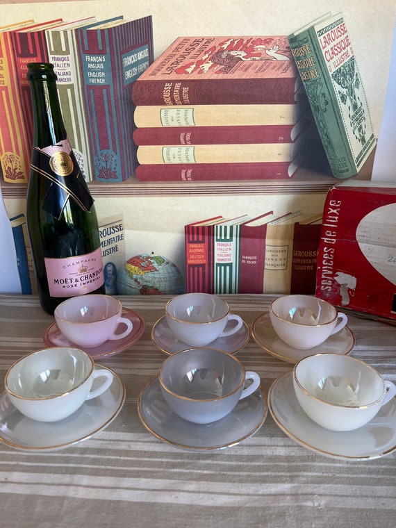 Set of Six Dainty 1950s French Arcopal Harlequin Expresso Coffee