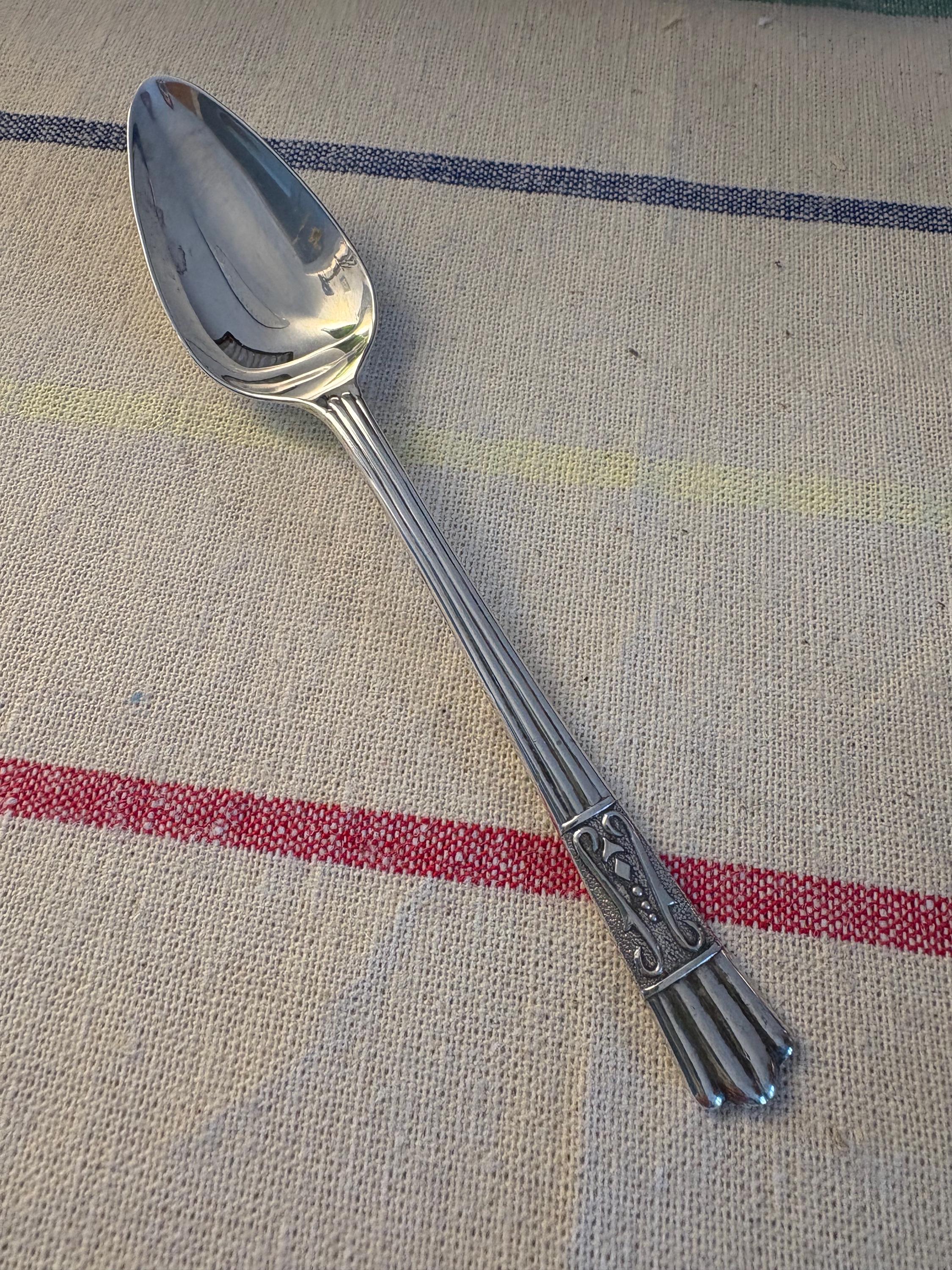 A Vintage Yeoman Plate EPNS Rd 859116 ( Silver Plated) Set of 6