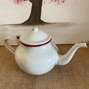 Karaca Retro Enamel Induction Teapot Set, Cream - KARACA UK