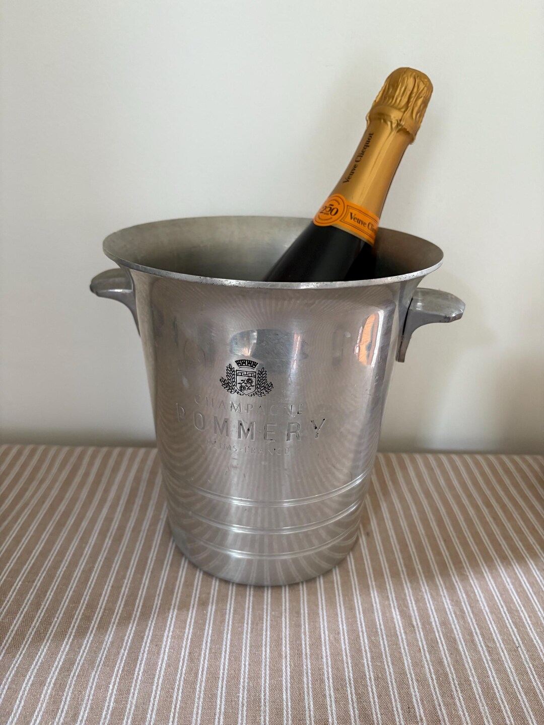 Seau à Champagne Pommery Reims vintage en aluminium Argit made in France / Seau à glace - France