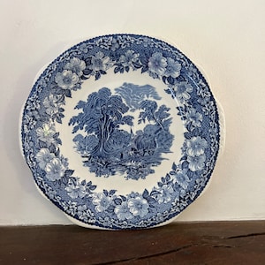 Original English vintage Enoch Wedgwood 'Woodland' design cake plate
