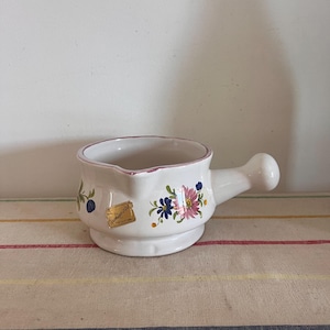 A French vintage Poet Laval - Drôme hand painted floral pattern  sauce boat gravy pourer  from the glorious 1960s
