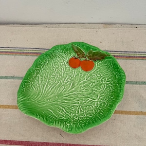 Beautiful  Carlton Ware  cabbage leaf green small bowl dish  with orange fruit, tomato  decor