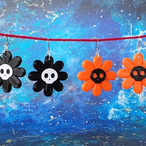 Halloween Daisy Skull Dangle Earrings, Cute Creepy Jewelry, 3D Printed