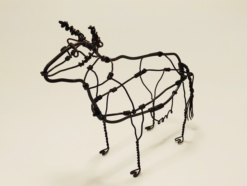 Cow Sculpture, Cow Art, Wire Sculpture, Cow Metal Art, Farm Animals
