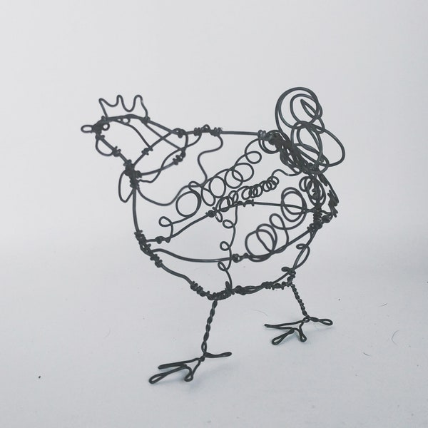 Hen Sculpture, Sheep Art, Wire sculpture, Hen metal Art, Farm animals sculpture