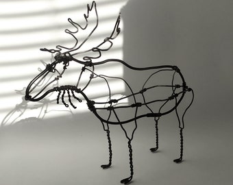 Moose Sculpture (medium size), moose Art, Wire sculpture, Moose metal Art, Wire Wildlife Sculpture,