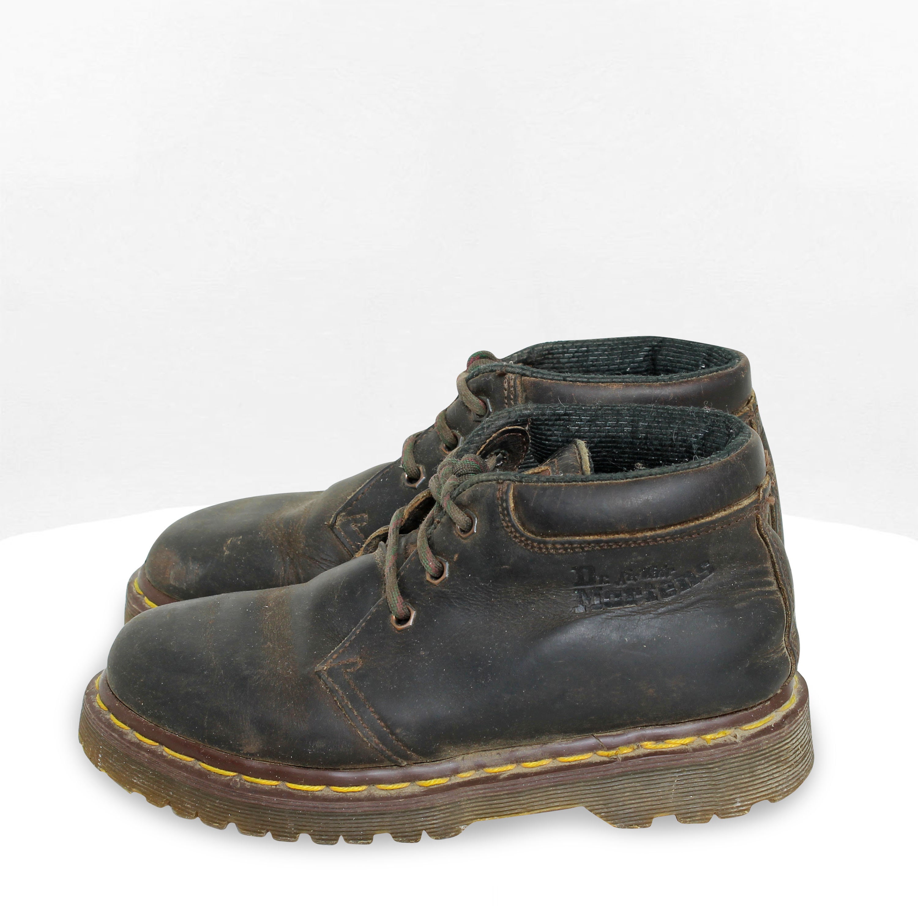 Vintage 90s Chunky Dr Marten Oxfords - buydetectors.pk